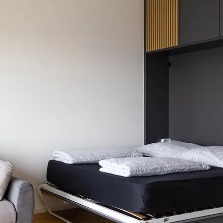 In The Sky - West 65 Tower Daire *