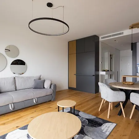 In The Sky - West 65 Tower *